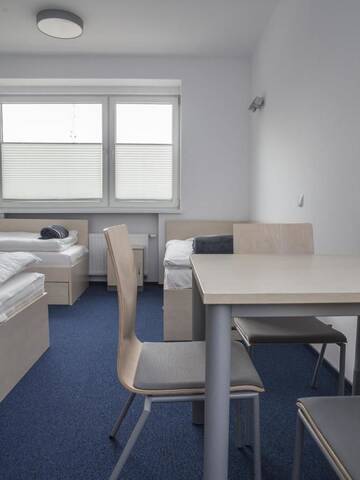 Фото номера Трехместный номер Хостелы Hostel Guido г. Забже 3